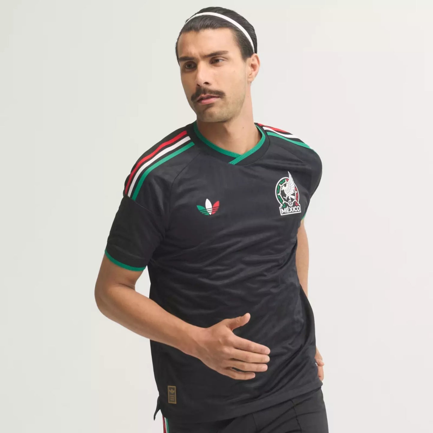 Kit Mundial | Camiseta Oficial de La Selección México Negro + Gorra de Regalo